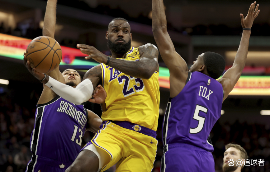 包含詹姆斯在加拿大队比赛中绝杀,关键助攻引发热议!的词条 包含詹姆斯在加拿大队比赛中绝杀,关键助攻引发热议!的词条